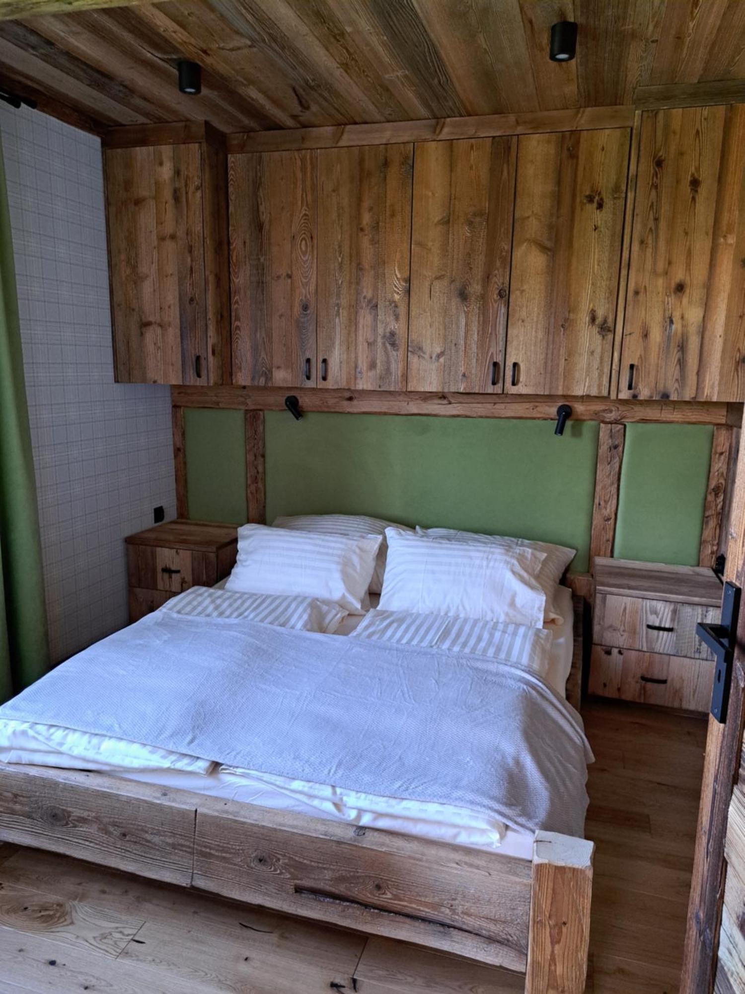 Domki Pod Sosnami Kacwin Exteriér fotografie